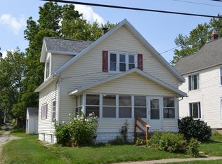 1349 Garfield Ave NW, Grand Rapids, MI 49504