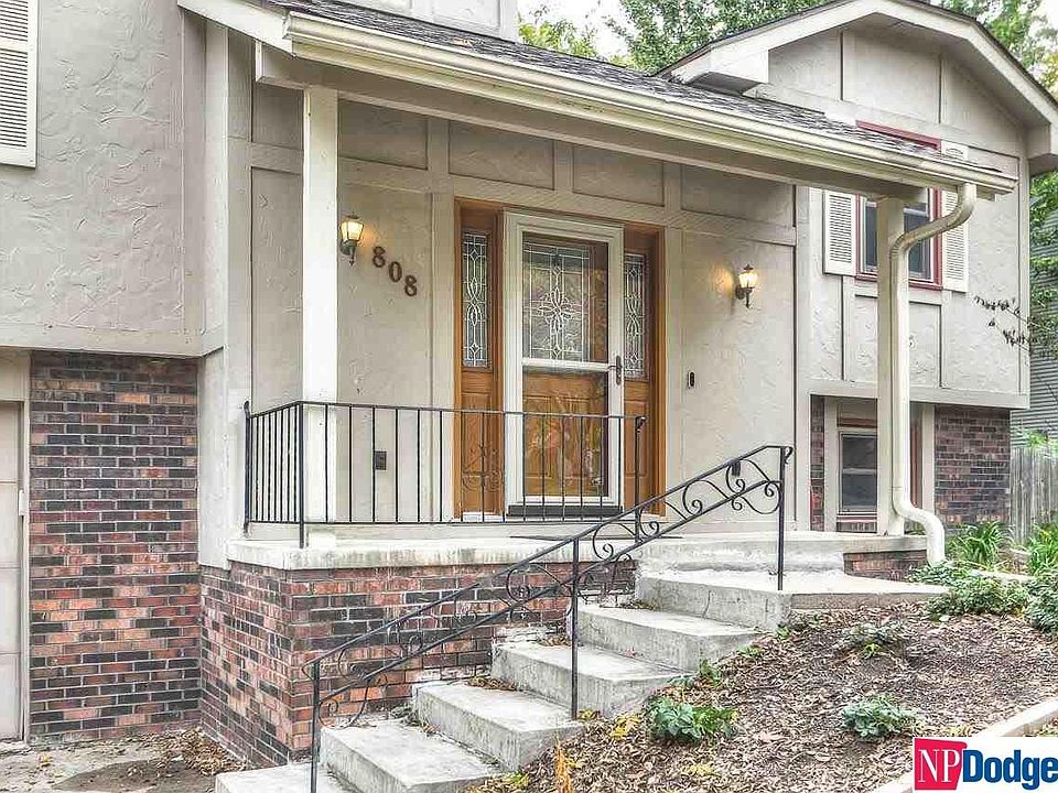 1st image of 808 Devon Dr
