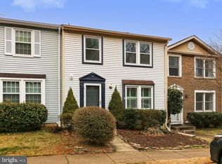 6806 Hutchison St, Falls Church, VA 22043