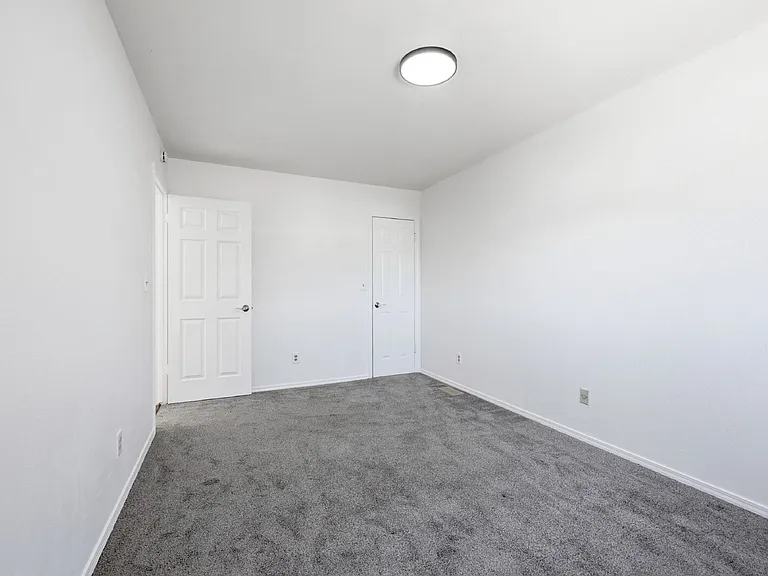 701 Autumn Pl — Photo 13
