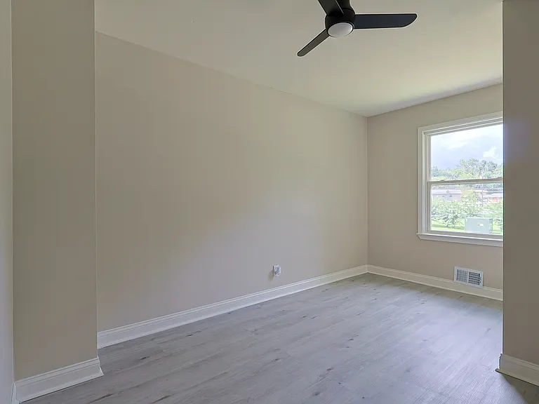 1295 Morrow Rd — Photo 21