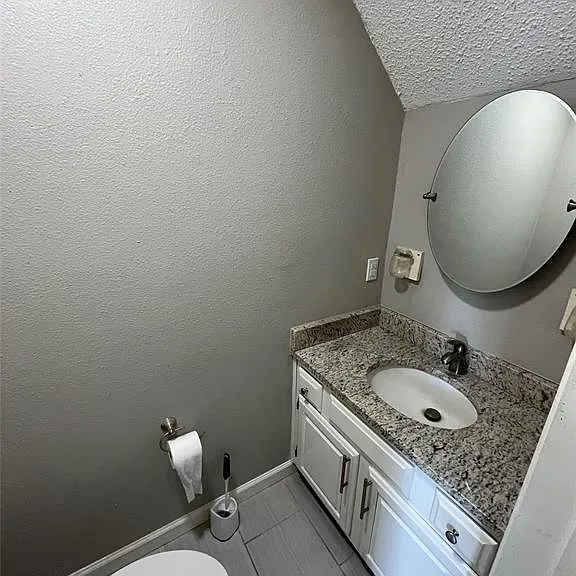112 Hillside Cv #A — Photo 2
