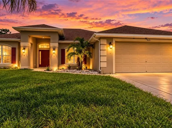 915 Alvin AVE, LEHIGH ACRES, FL 33971