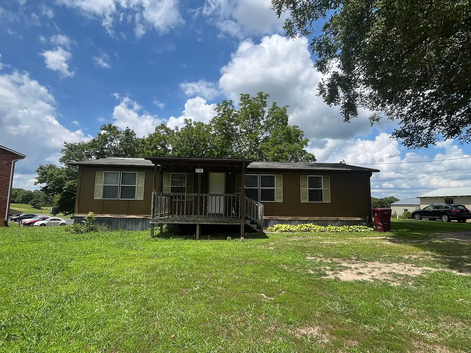 3 bed, 1152 sqft, $1,100 — Photo 1