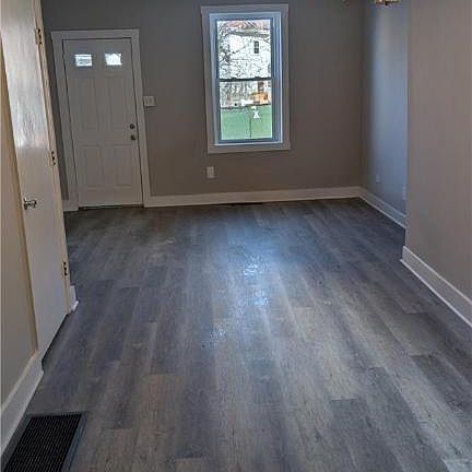 2nd image of 614 Buchanan St