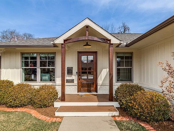 3rd image of 6737 Ravendale Ln