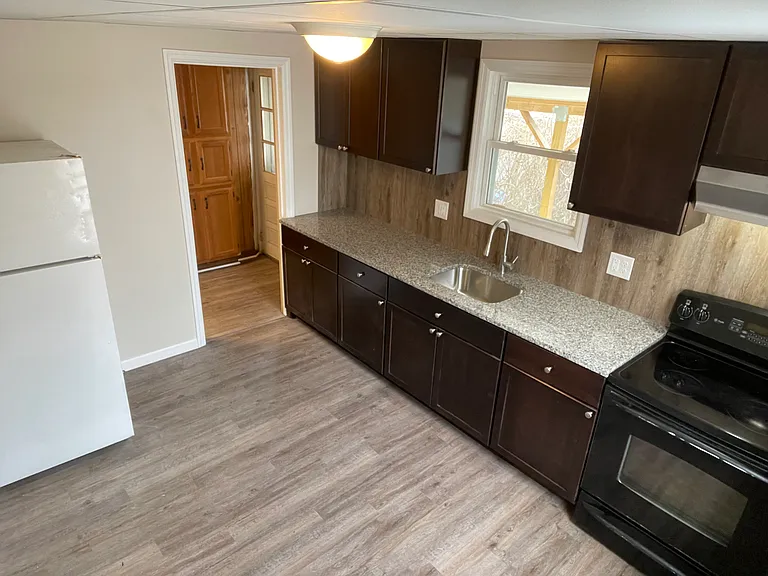 64 E Ettwein St #2 — Photo 4