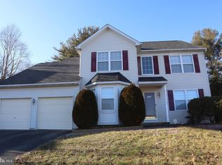 1291 Whitespire Cir, Pottstown, PA 19464