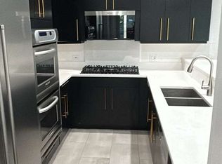 914-W1 W Hubbard St #301, Chicago, IL 60642