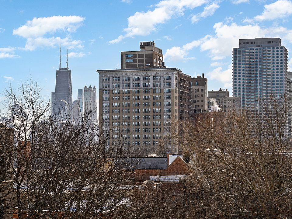 1st image of 345 W Fullerton Pkwy APT 703