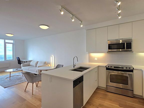 2nd image of 9393 Tower Rd #1505