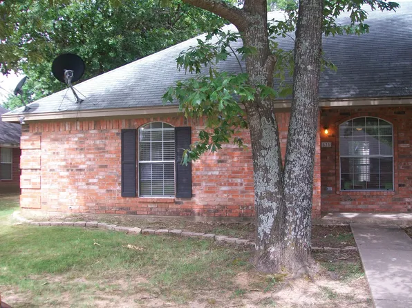 525 Kirkland Ln, Reno, TX 75462