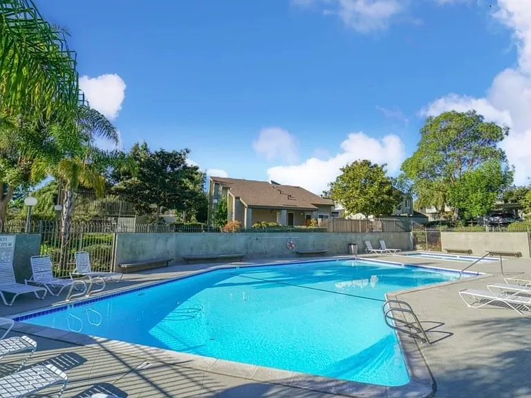 5073 La Cuenta Dr — Photo 15