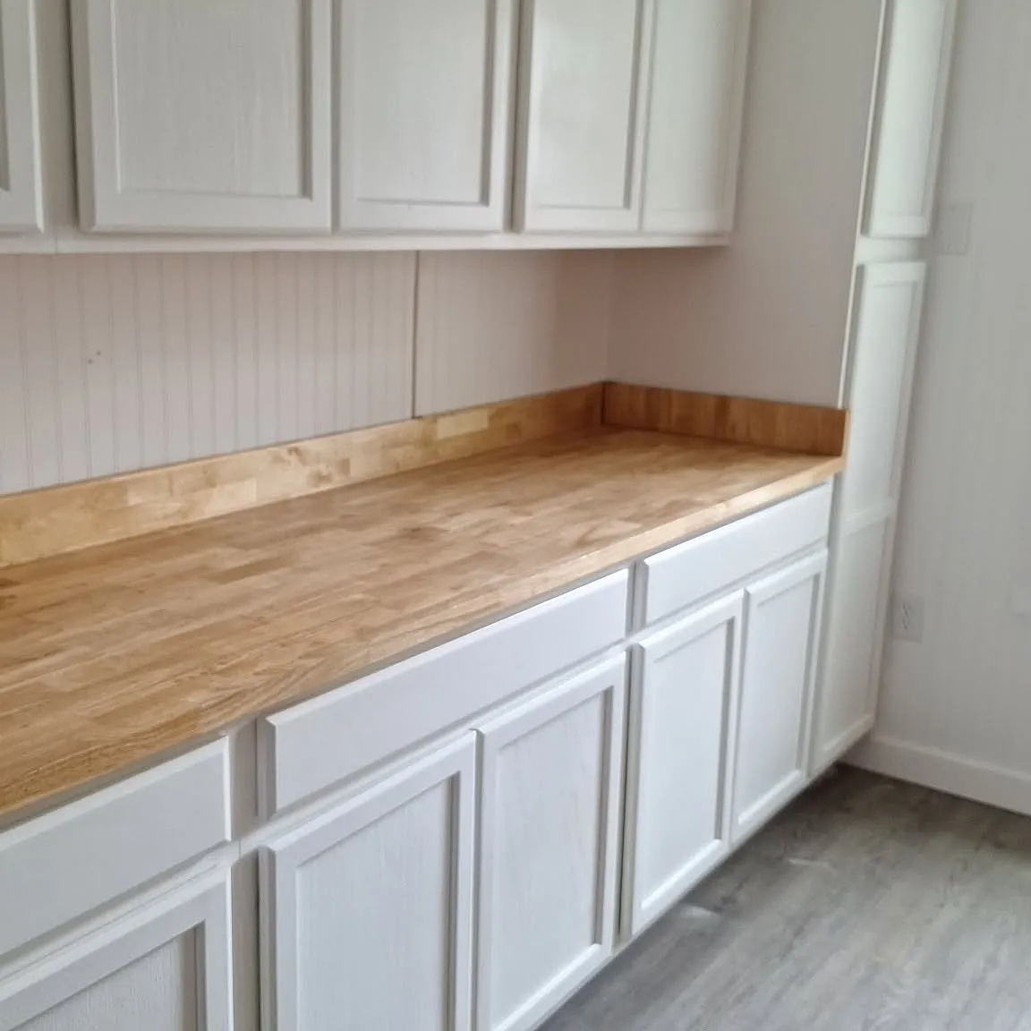 5 bed, 4.5 bath, 4092 sqft, $2,300 — Photo 1