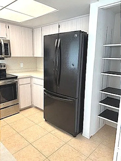 Kitchen & Pantry