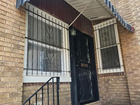 6553 N Smedley St, Philadelphia, PA 19126