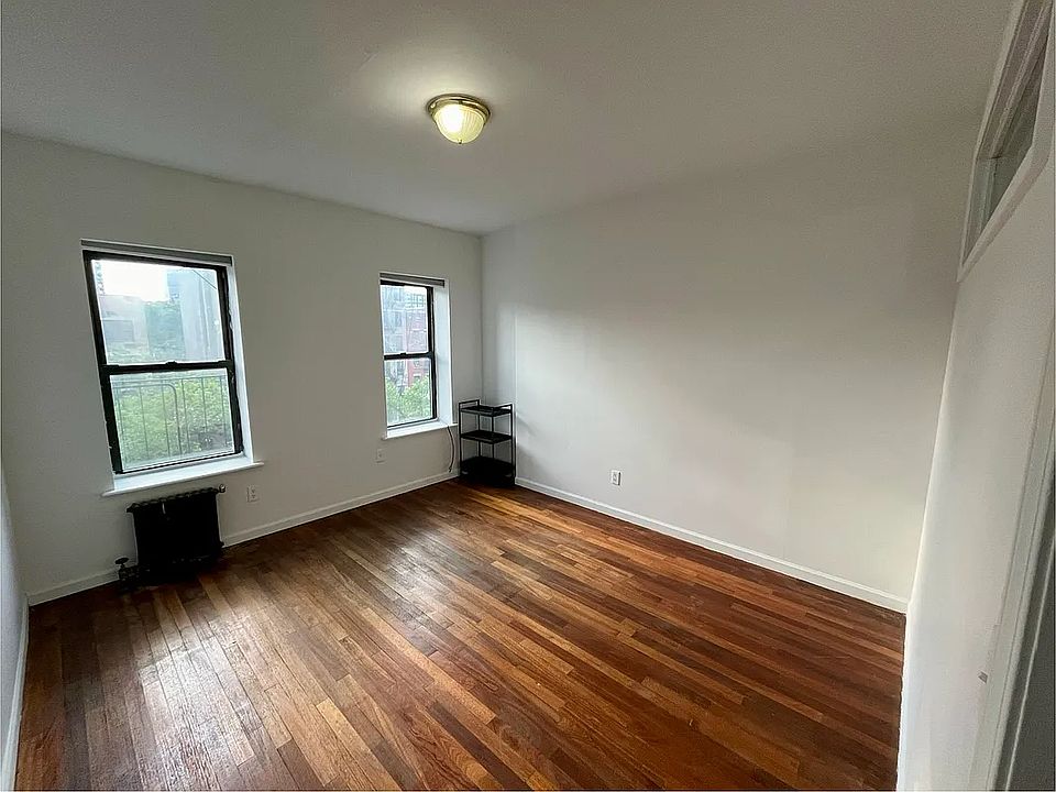 1st image of 154 Allen St APT 2E