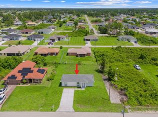 2910 25th St SW, Lehigh Acres, FL 33976