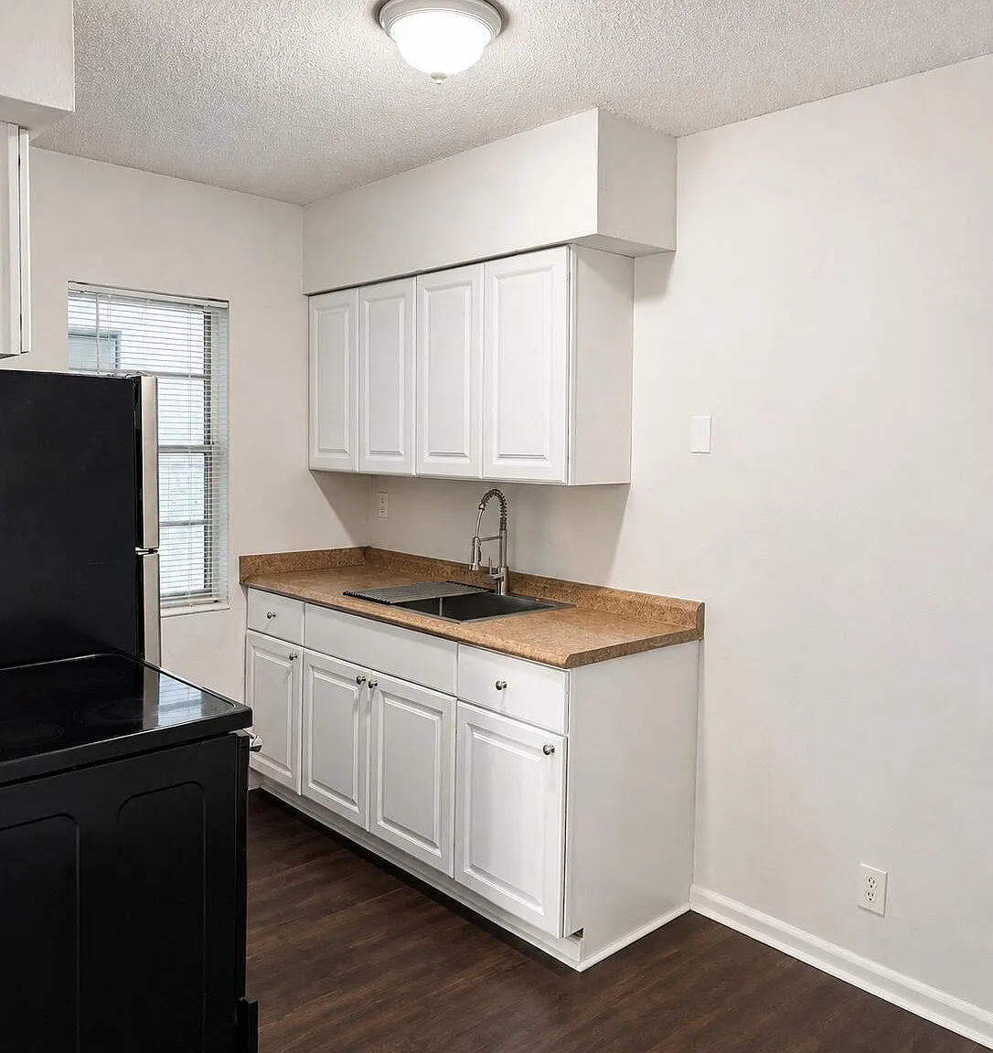 1 bed, 1.0 bath, 650 sqft, $1,549 — Photo 3