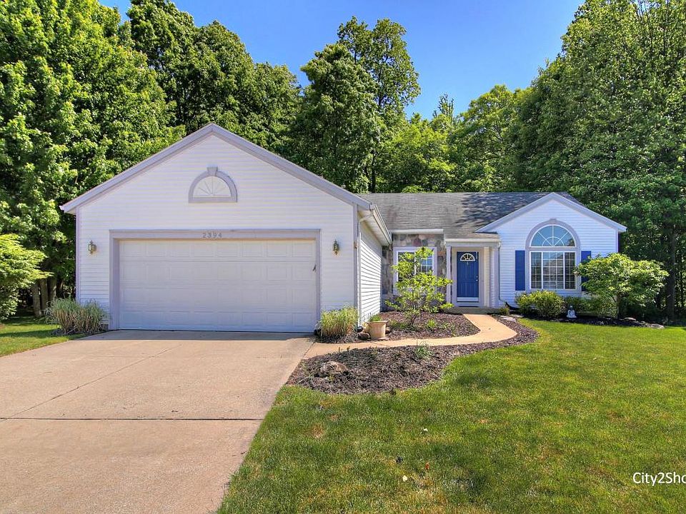 1st image of 2394 Shadetree Ln SE