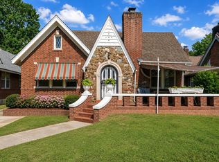 910 Kensington Pl, Memphis, TN 38107