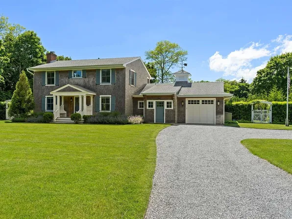 55 Lamb Avenue, Quogue, NY 11959