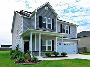 124 Groveshire Pl, Richlands, NC 28574