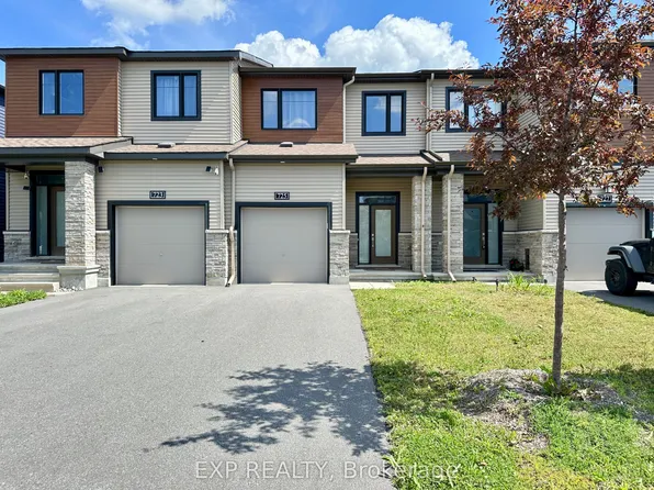 725 Cashmere Ter, Ottawa, ON K2J 6Z6