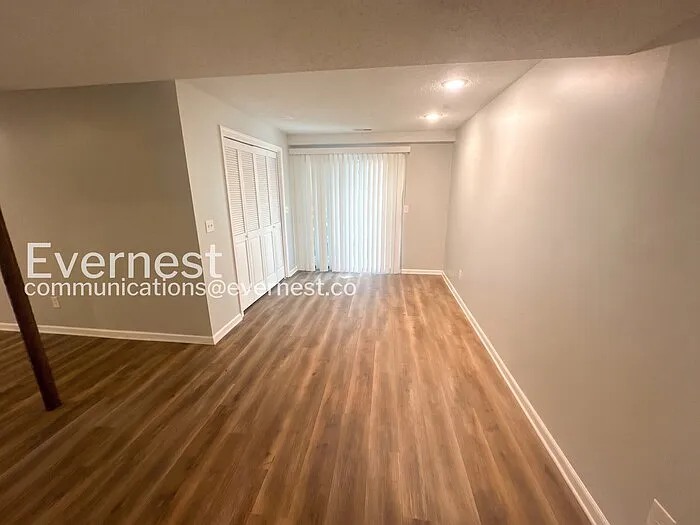 9805 N Wayne Ave — Photo 38