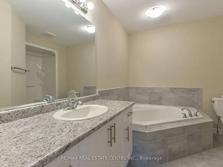 44 Cittadella Blvd — Photo 18