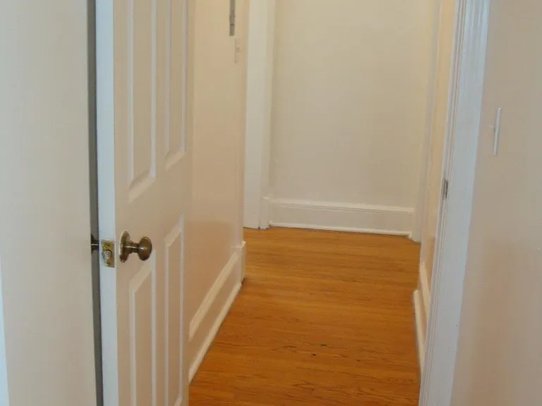109 Montgomery St #1C — Photo 13