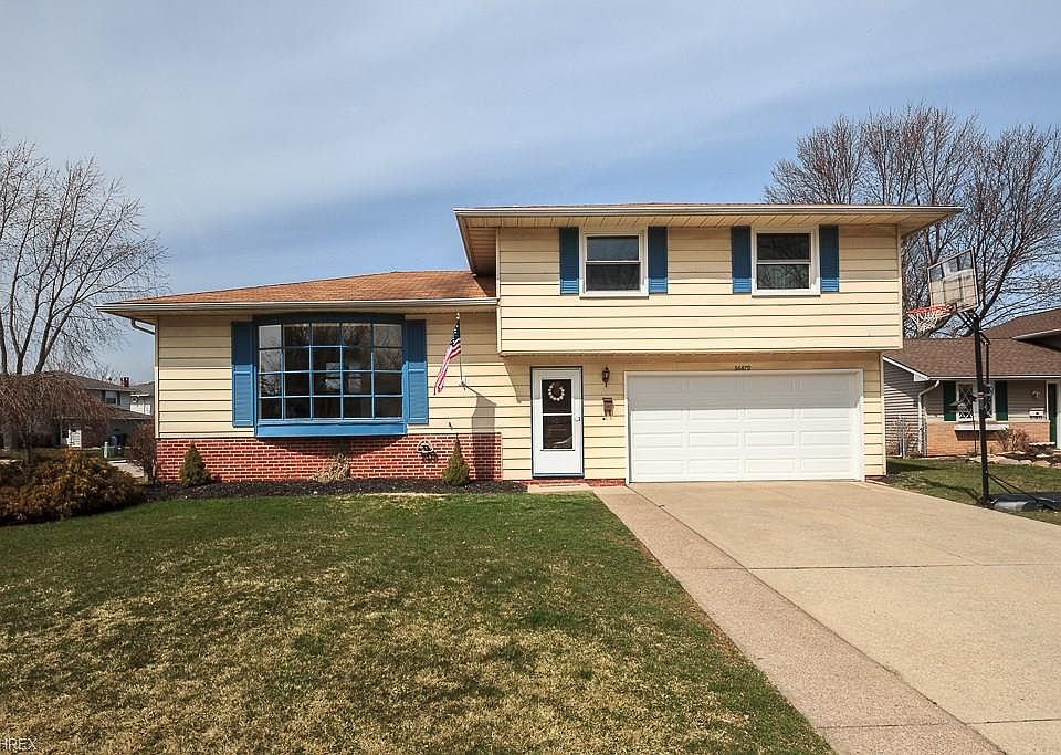 1st image of 36479 Valleyview Dr