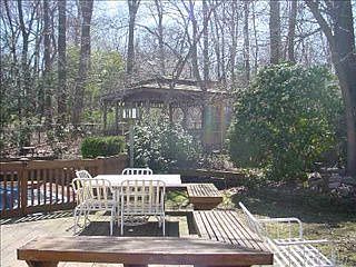1st image of 8 Abbey Ln