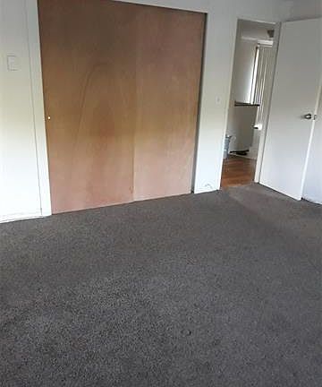 4th image of 803 Parr Meadow Dr