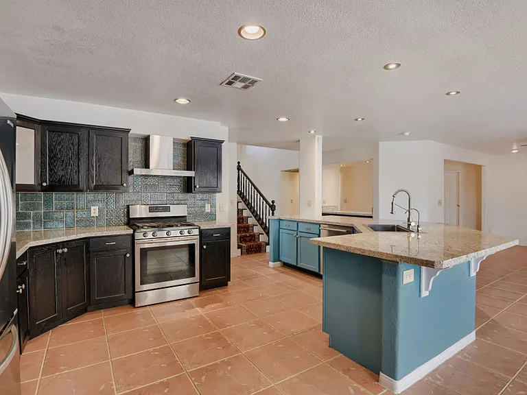 912 Portulaca Ct — Photo 12