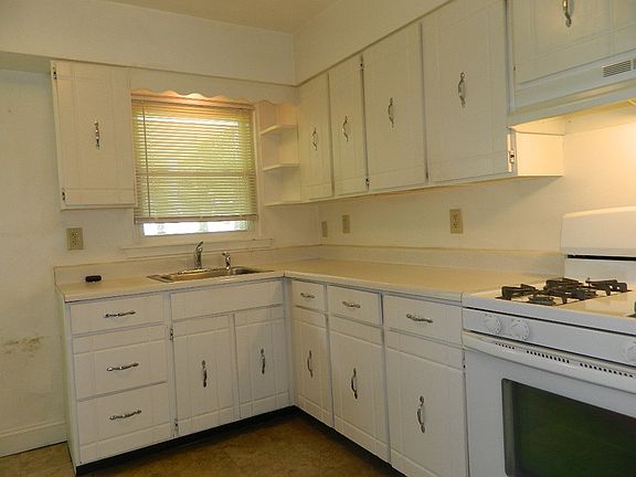 5th image of 502 Vilsack Rd
