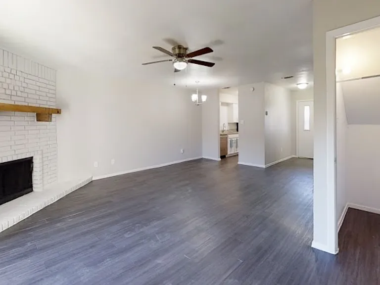 3000 Webb Ave — Photo 6