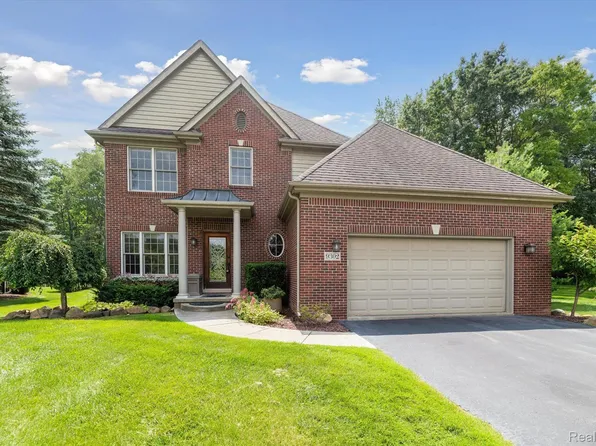 9302 Wildflower Way, Davisburg, MI 48350