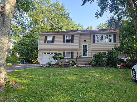 2nd image of 15 Schofield Rd
