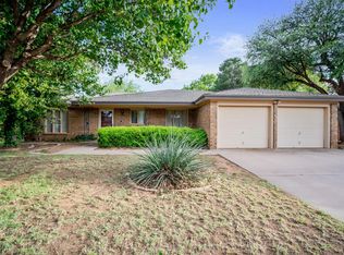 5715 67th St, Lubbock, TX 79424