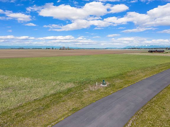 3rd image of 1128 Farm Rd