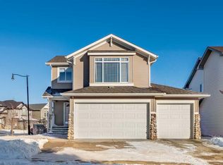 40 W Drake Landing Way, Okotoks, AB T1S 0C3