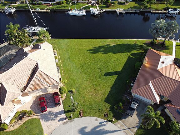 2nd image of 3636 Bonaire Ct