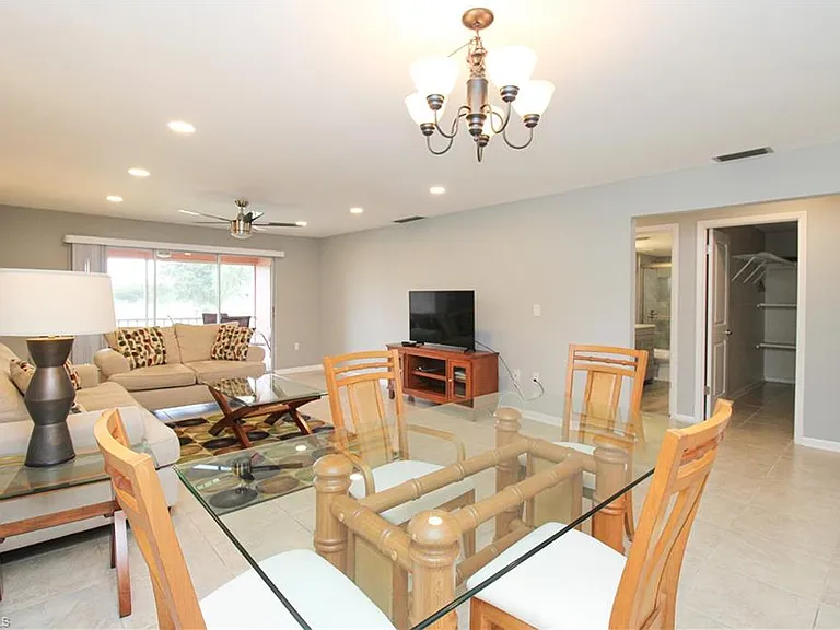 600 Valley Stream Dr #F9 — Photo 20