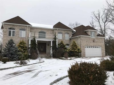6 Claire Ct, Wayne, NJ, 07470