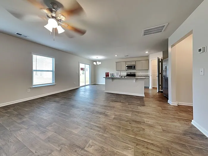 107 Boat Club Ln — Photo 5