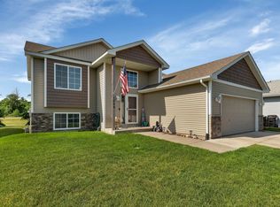 1009 Wendover St NE, Isanti, MN 55040