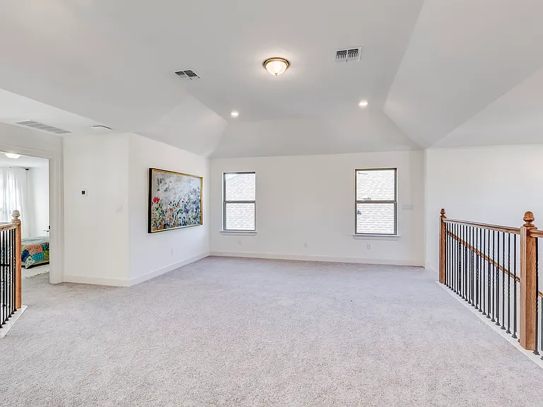 133 Goshen Dr — Photo 32