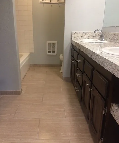 Churchill Village Apartments — Photo 90