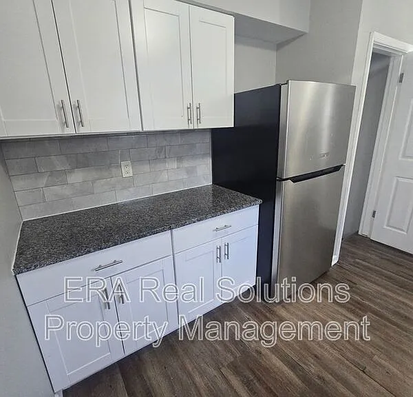 1000 E 19th Ave — Photo 12